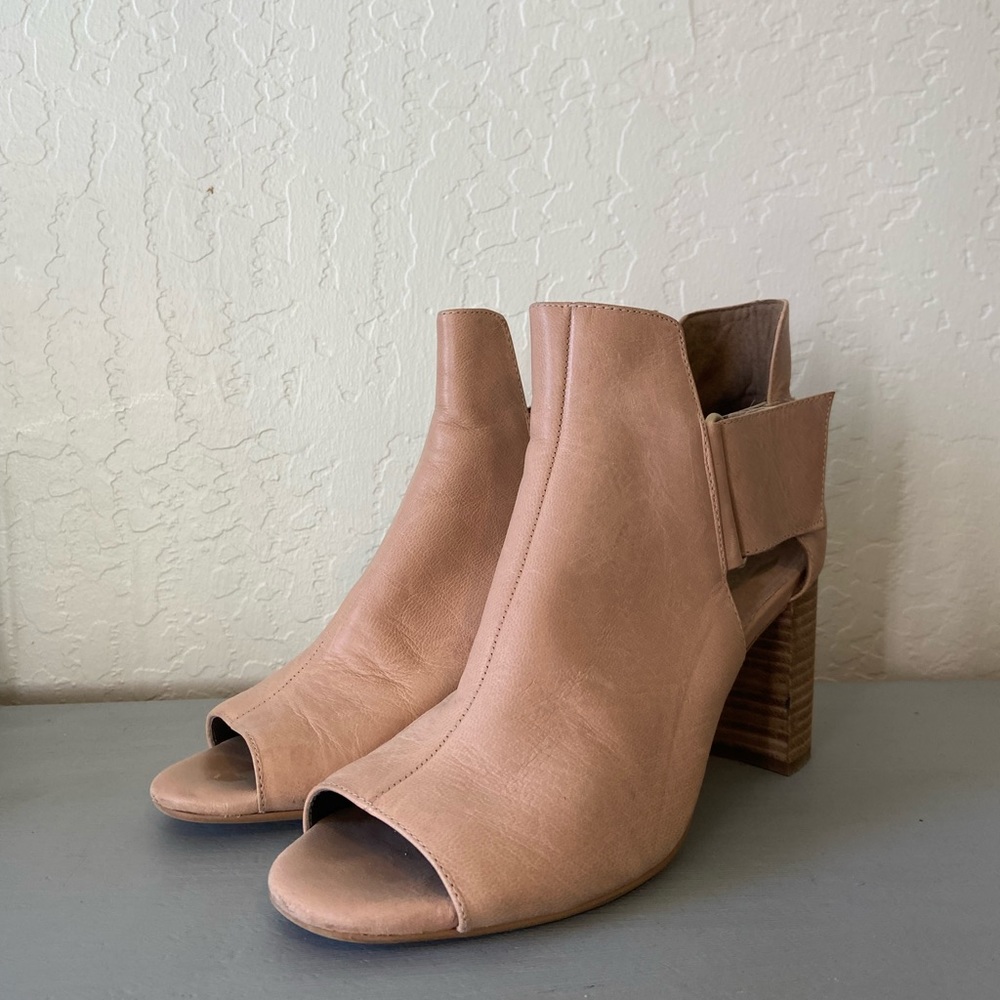 Beige peep-toe heels